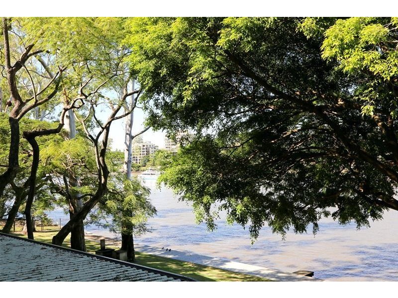 2/10 Carlow Street, West End QLD 4101