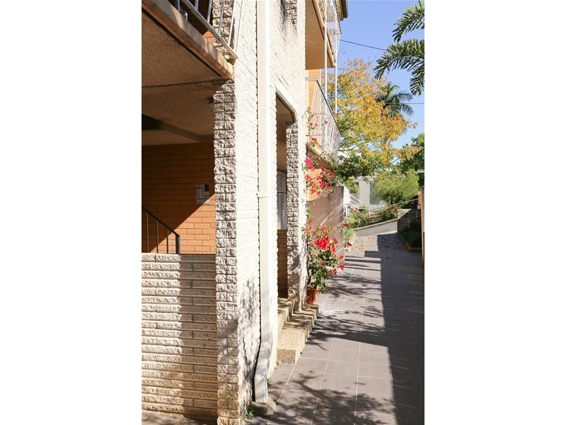 2/10 Carlow Street, West End QLD 4101