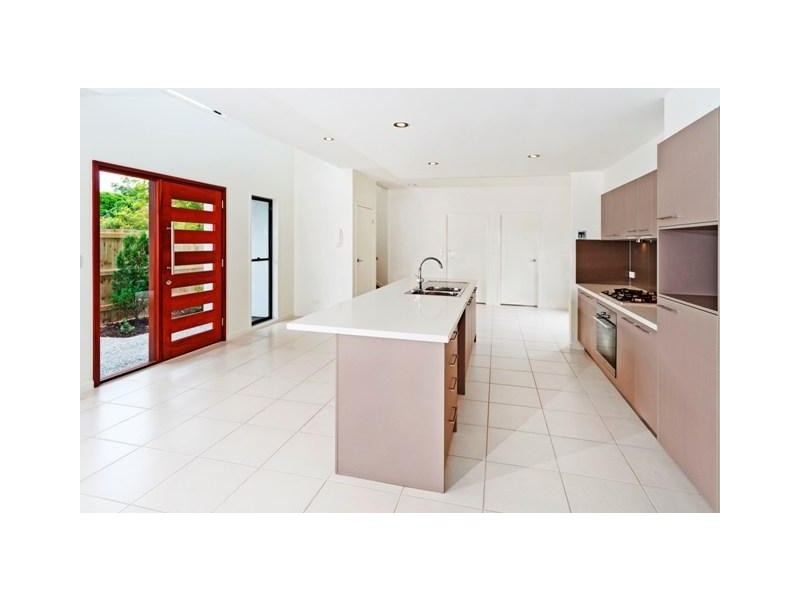 45 Park Road West Road, Dutton Park QLD 4102