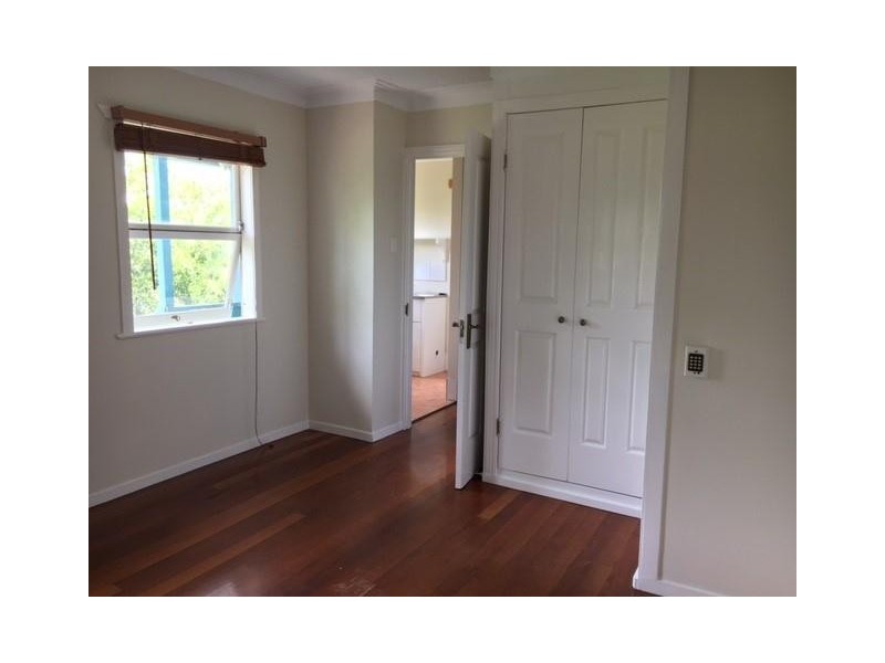 32 Derby Street, Highgate Hill QLD 4101