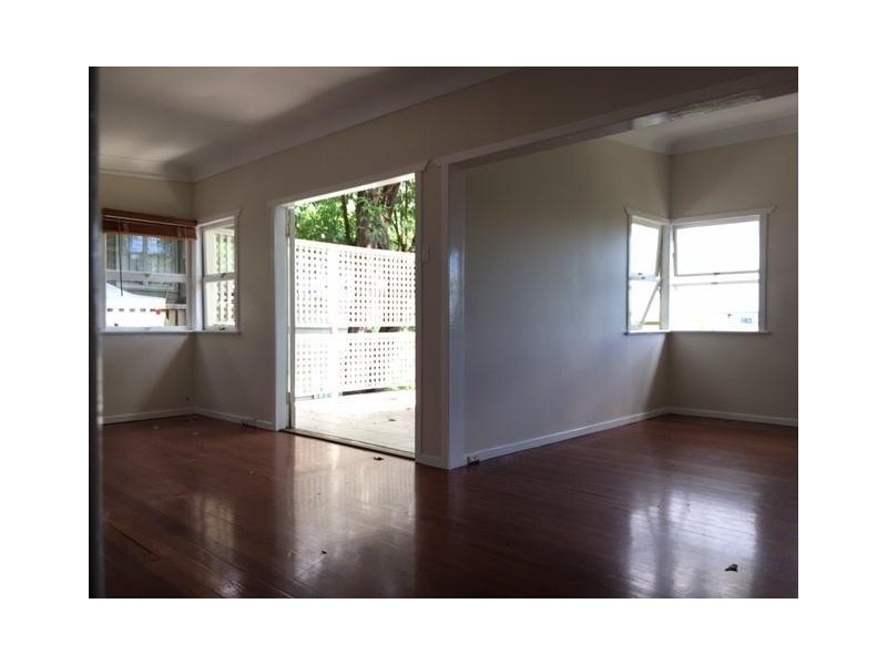 32 Derby Street, Highgate Hill QLD 4101