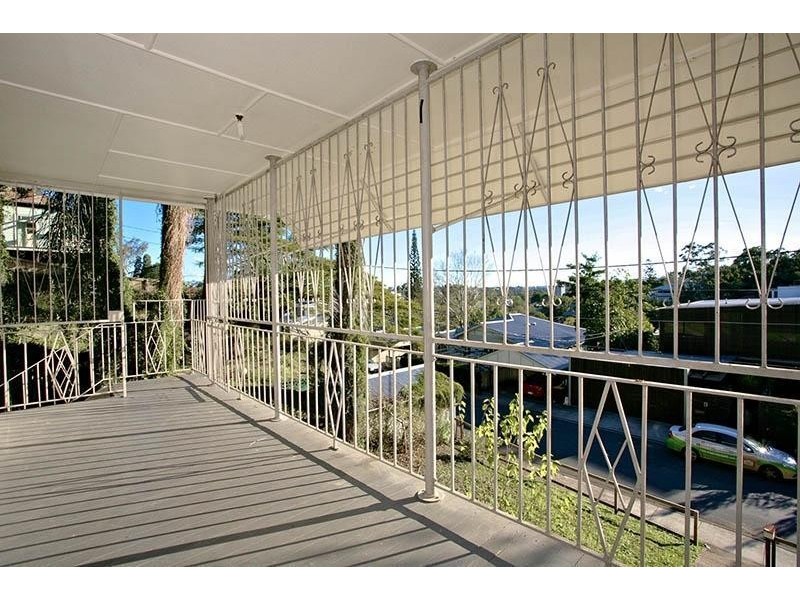 10 St James Street, Highgate Hill QLD 4101