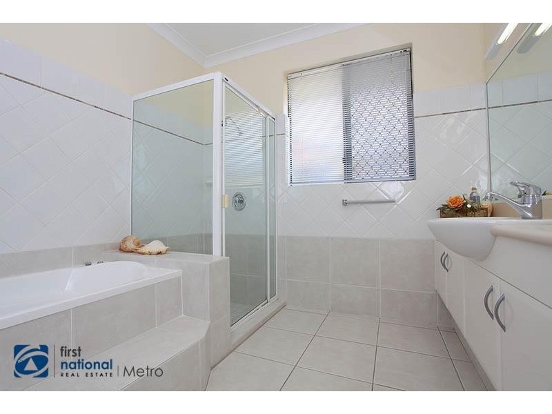 165 Bangalow  Street, Bridgeman Downs QLD 4035