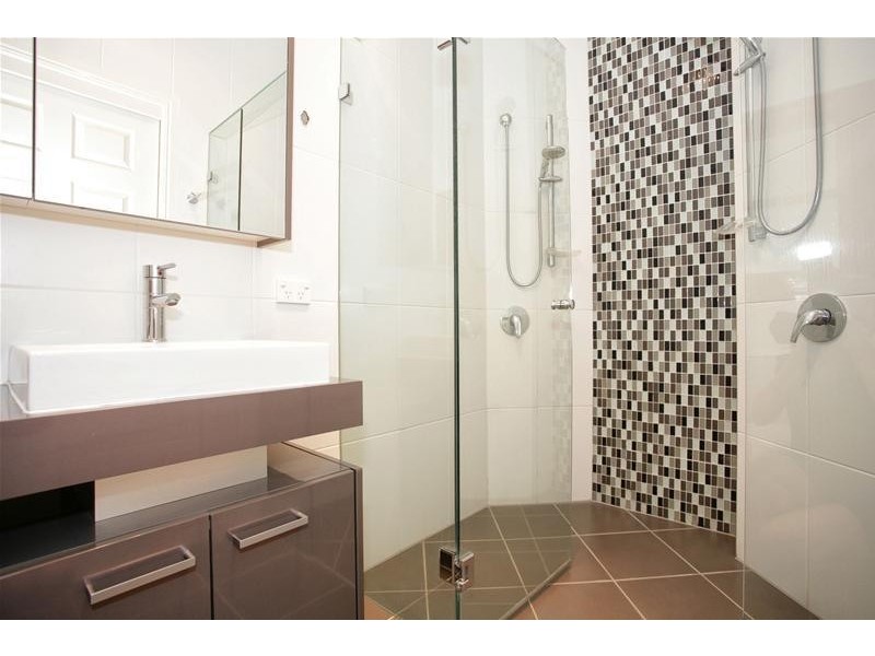 25 Kingsford Street, Auchenflower QLD 4066