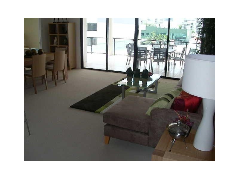 10/6 Edmondstone Street, South Brisbane QLD 4101