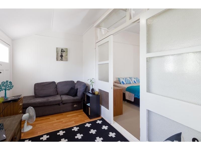 15 Ross Street, Woolloongabba QLD 4102