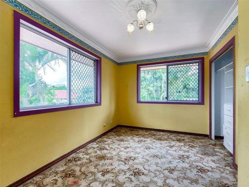 4 Tillot Street, Dutton Park QLD 4102