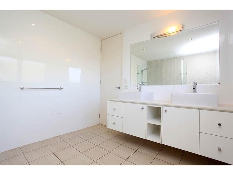 1 Lochaber Street, Dutton Park QLD 4102