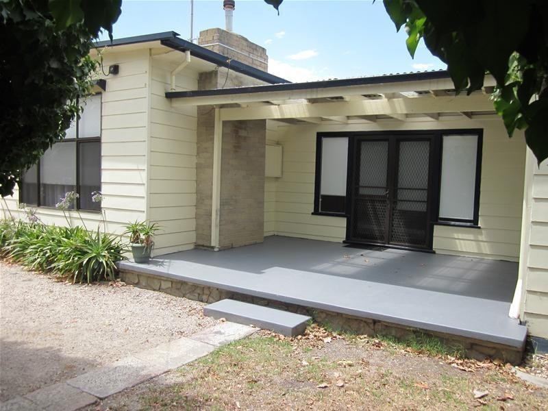 7 Ash Road, Leopold VIC 3224