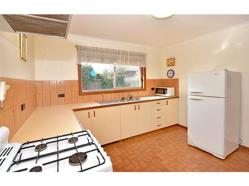 1/83-85 Helms Street, Newcomb VIC 3219