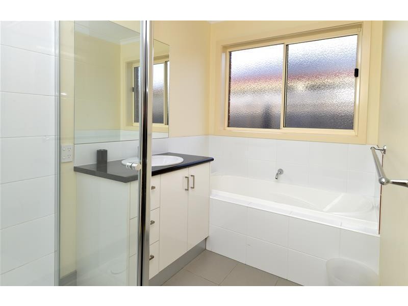 3 Farmland Lane, Leopold VIC 3224