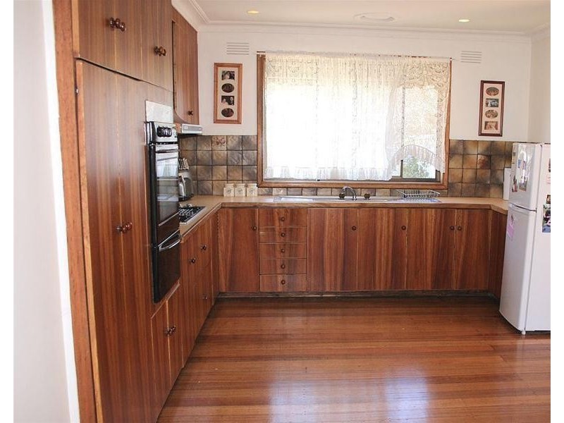 21 Simons Road, Leopold VIC 3224