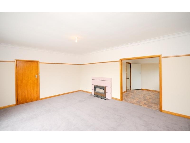 4 Greenwood Street, Newcomb VIC 3219