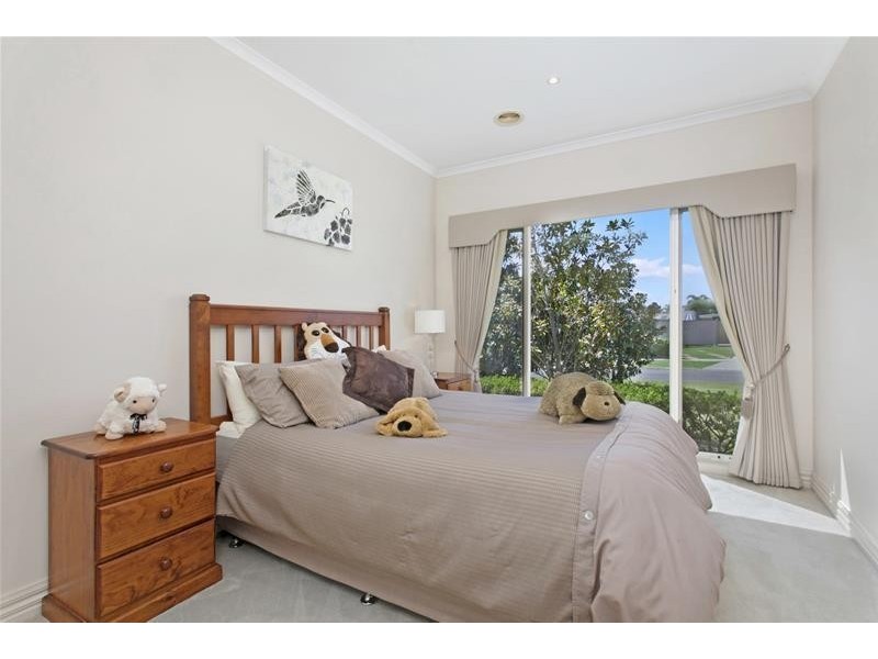 16 Waugh Court, Leopold VIC 3224
