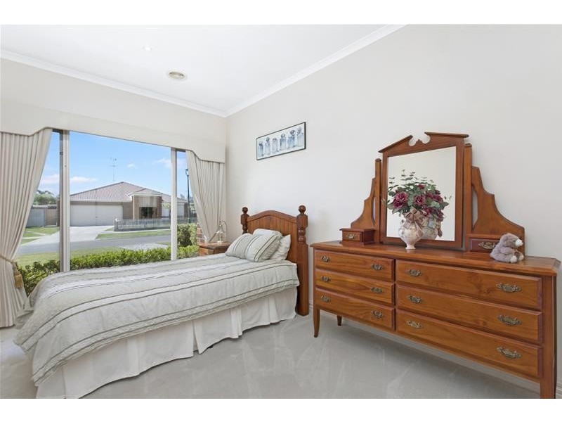 16 Waugh Court, Leopold VIC 3224