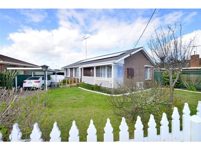 1 Claremont Drive, Leopold VIC 3224