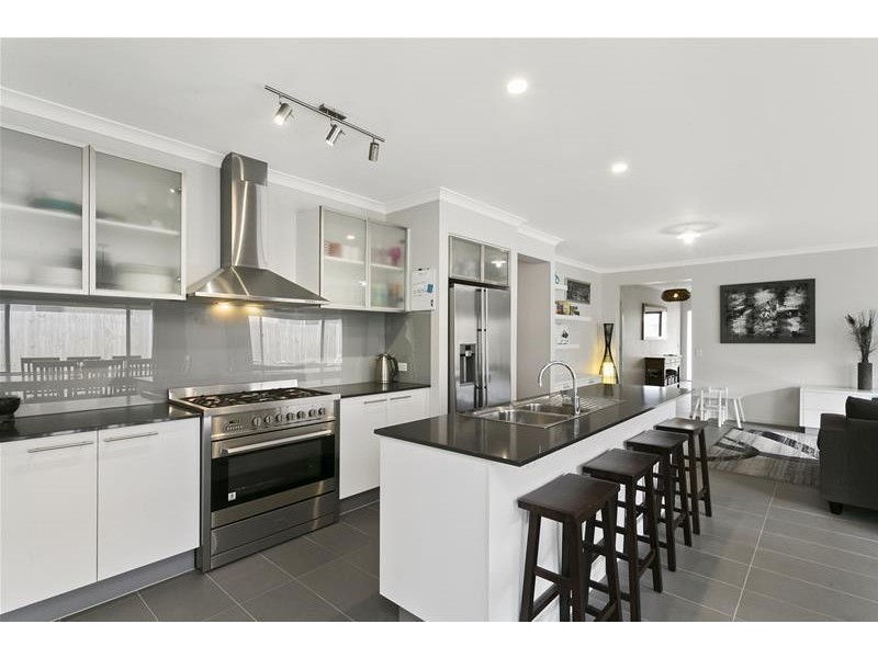 15 Barberino Way, Leopold VIC 3224
