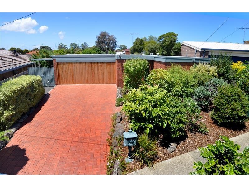 42 Darrambal Crescent, Leopold VIC 3224