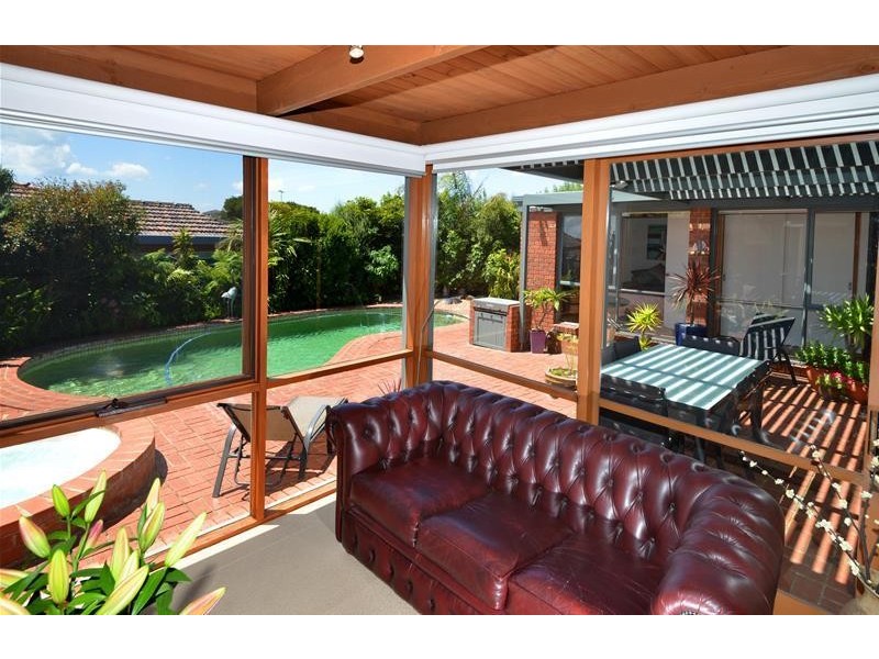 42 Darrambal Crescent, Leopold VIC 3224