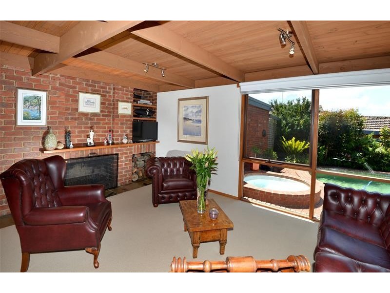 42 Darrambal Crescent, Leopold VIC 3224