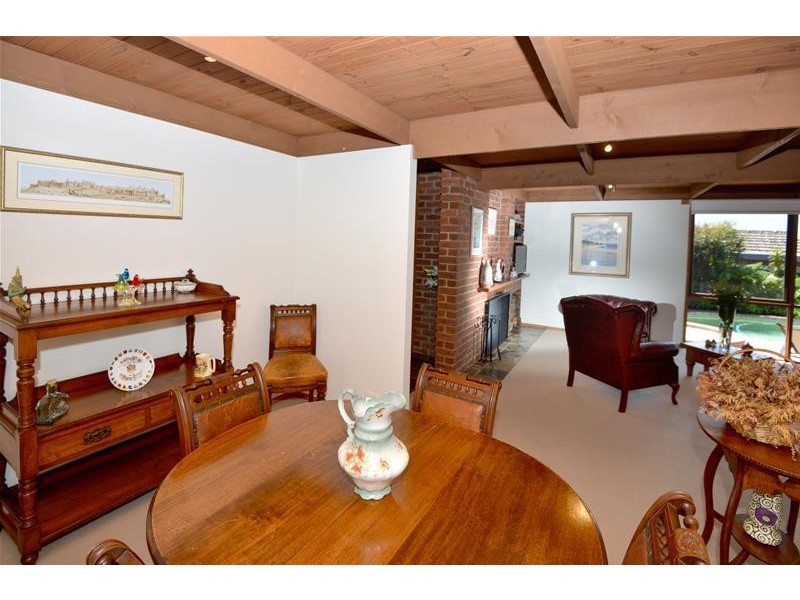 42 Darrambal Crescent, Leopold VIC 3224