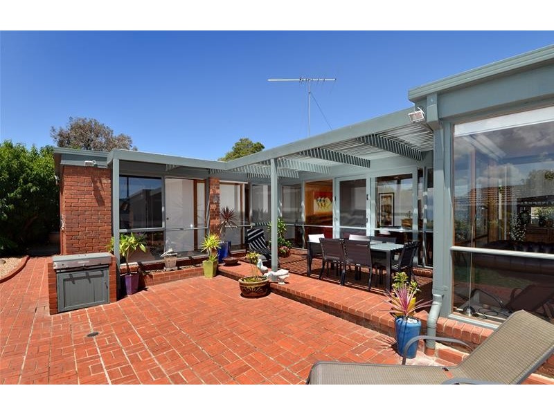 42 Darrambal Crescent, Leopold VIC 3224