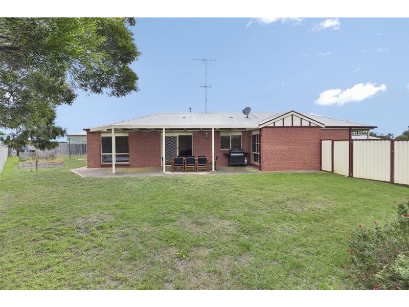 6 Tara Court, Leopold VIC 3224