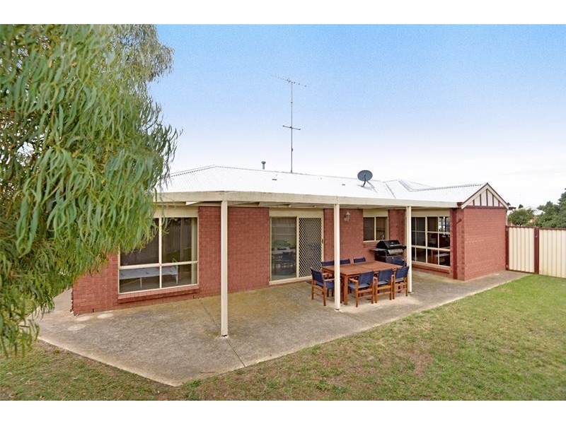 6 Tara Court, Leopold VIC 3224