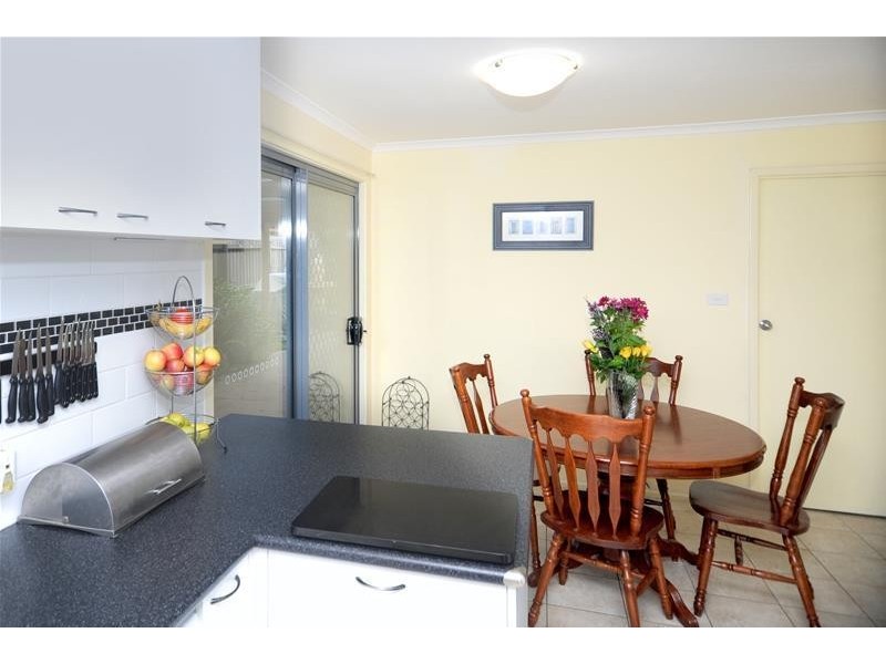 17 Cornthwaite  Crescent, Leopold VIC 3224