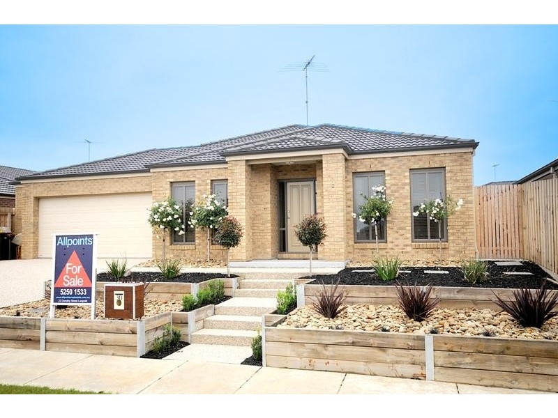 30 Pollard Drive, Leopold VIC 3224