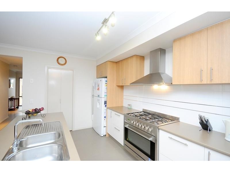 30 Pollard Drive, Leopold VIC 3224