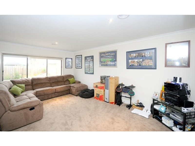 30 Pollard Drive, Leopold VIC 3224