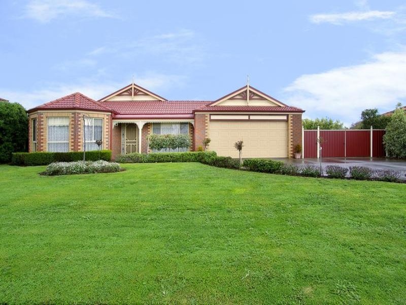 38 Balmoral Gardens, Leopold VIC 3224