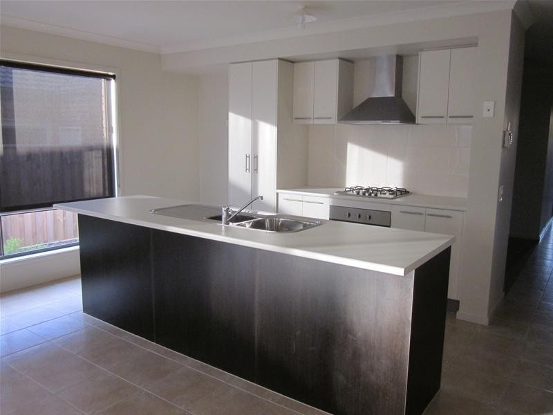 17 Hillclimb Drive, Leopold VIC 3224