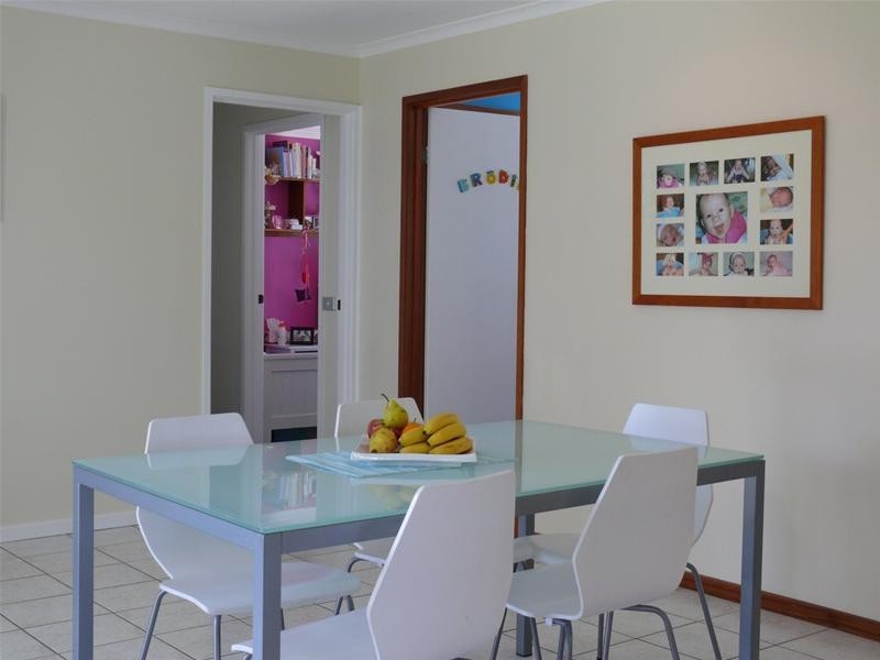 9 Meadenhall Drive, St Albans Park VIC 3219