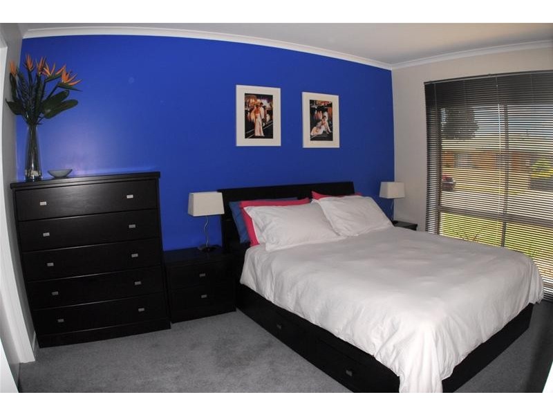 9 Meadenhall Drive, St Albans Park VIC 3219