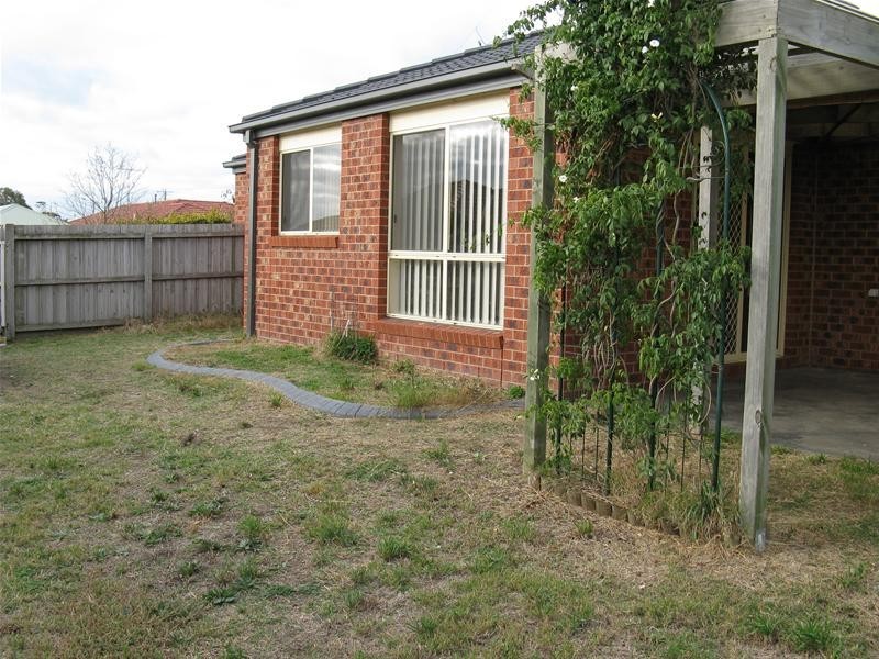 2 Dovier Place, Leopold VIC 3224