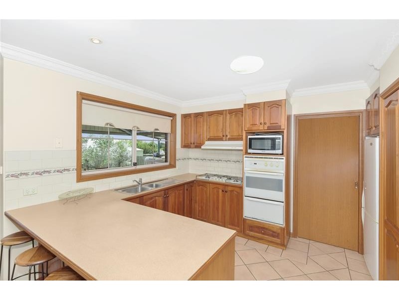 16 Burchill Court, Leopold VIC 3224
