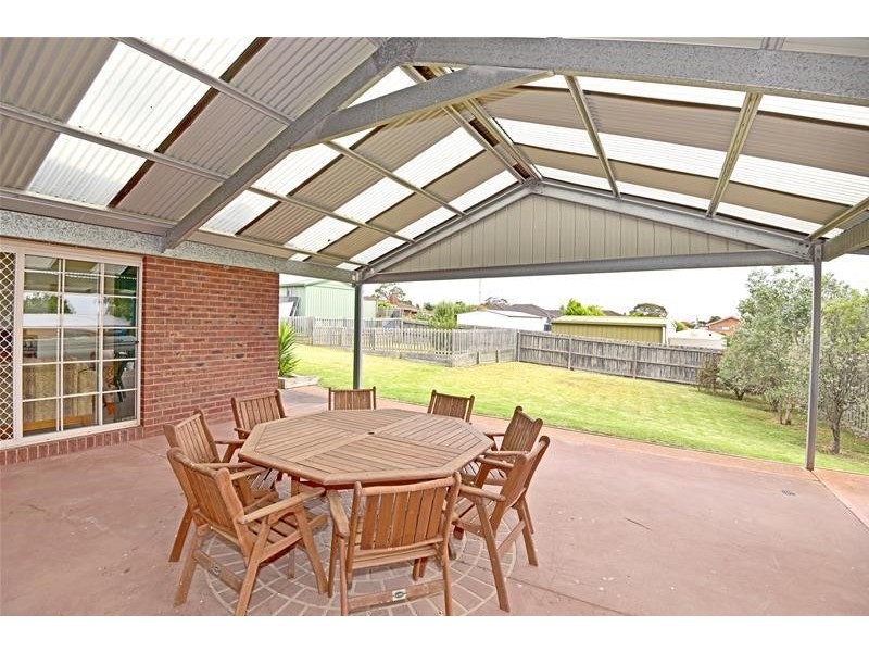 16 Burchill Court, Leopold VIC 3224