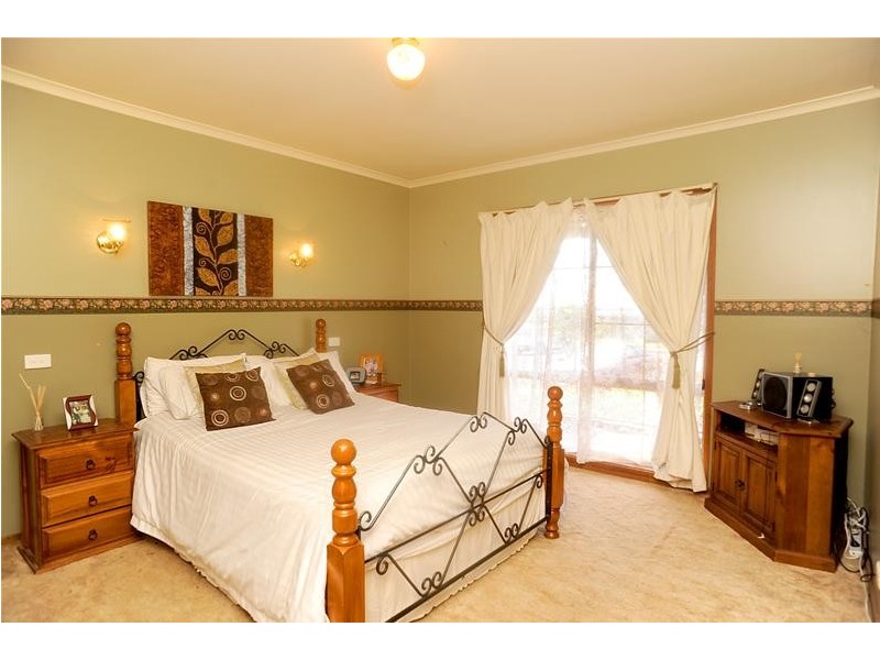 3 Jessica Place, Leopold VIC 3224