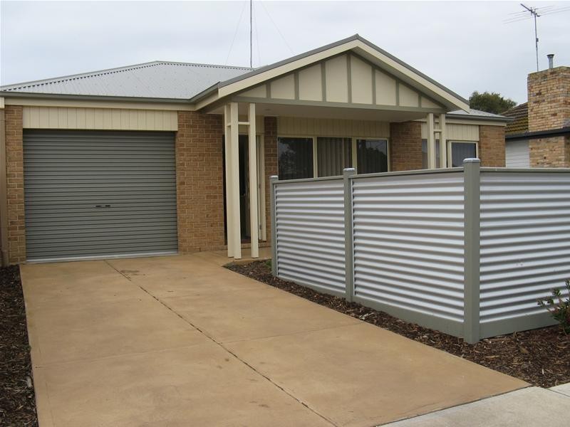 1/40 – 42 Townsend Road, St Albans Park VIC 3219