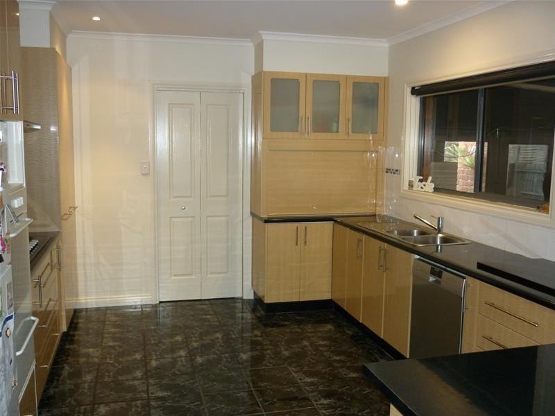 38 Townview Court, Leopold VIC 3224