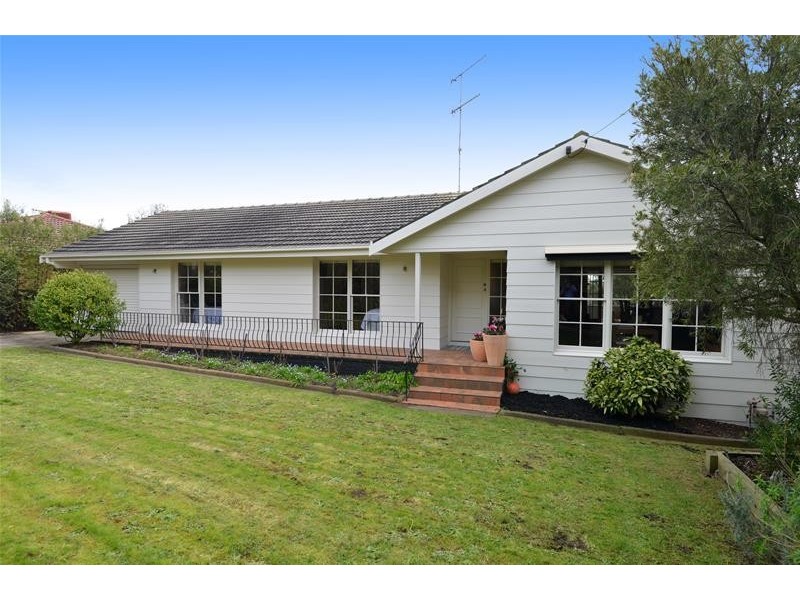 7 Clivedon Court, Leopold VIC 3224