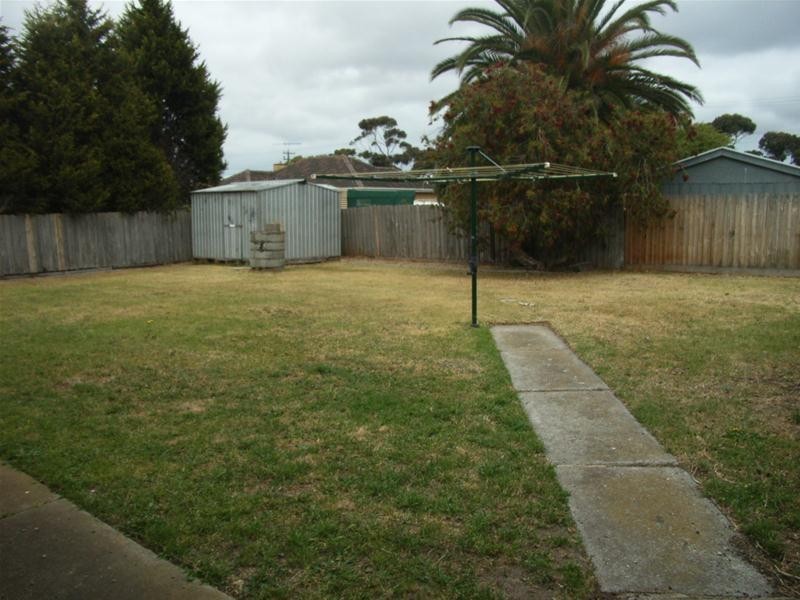 26 William Street, Leopold VIC 3224