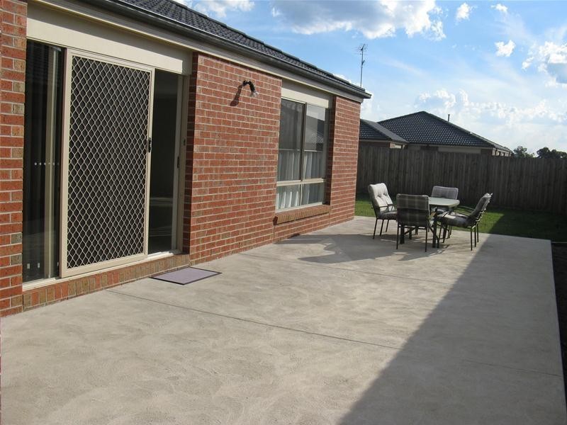 26 Pollard Drive, Leopold VIC 3224