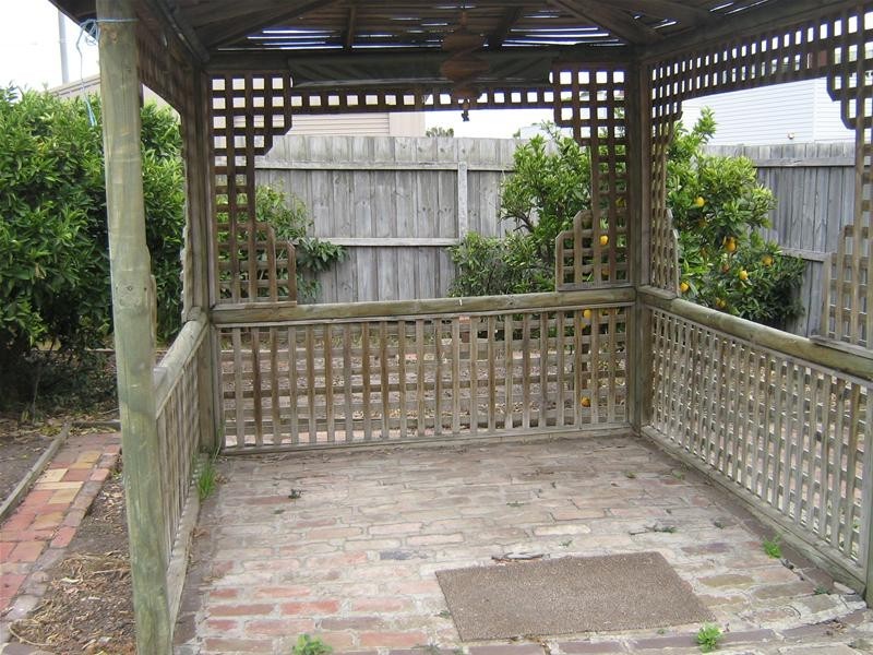 3 Atkins Street, Newcomb VIC 3219