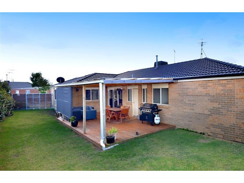 26 Grassland Grove, Leopold VIC 3224