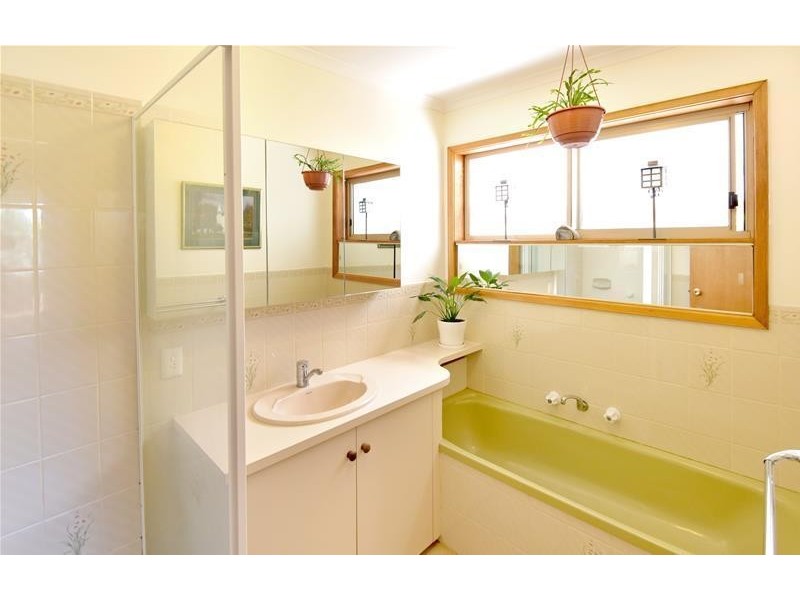 2/75 Christies Road, Leopold VIC 3224