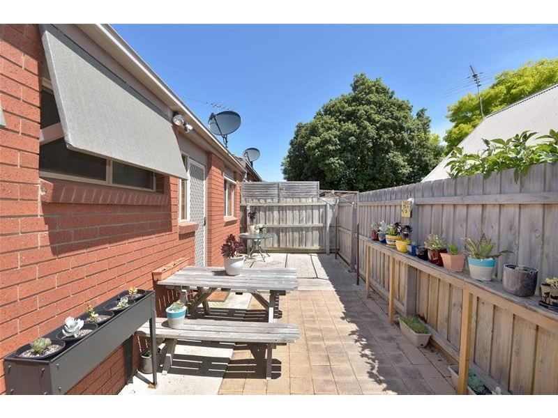 2/75 Christies Road, Leopold VIC 3224