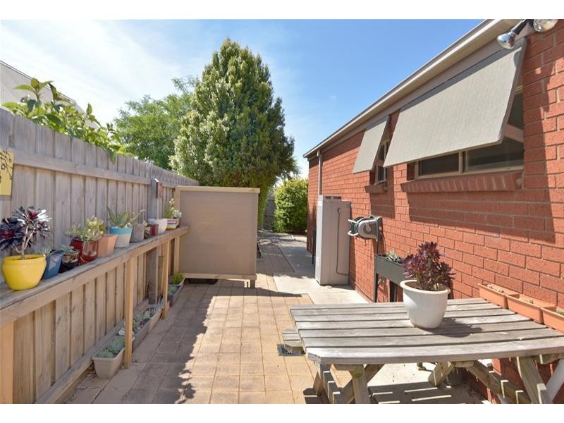2/75 Christies Road, Leopold VIC 3224